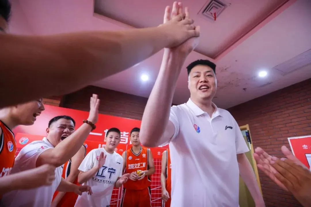 业余篮球爱好者如何借助智能反馈提高比赛表现_1